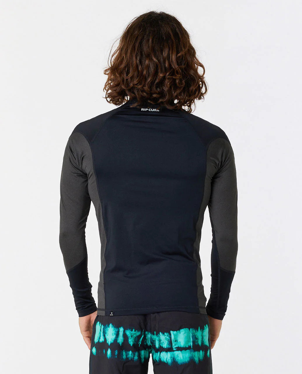 Waves UPF Perf Long Sleeve Rash Vest - Black