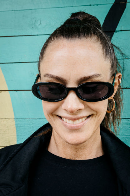 Alice Black/Black
