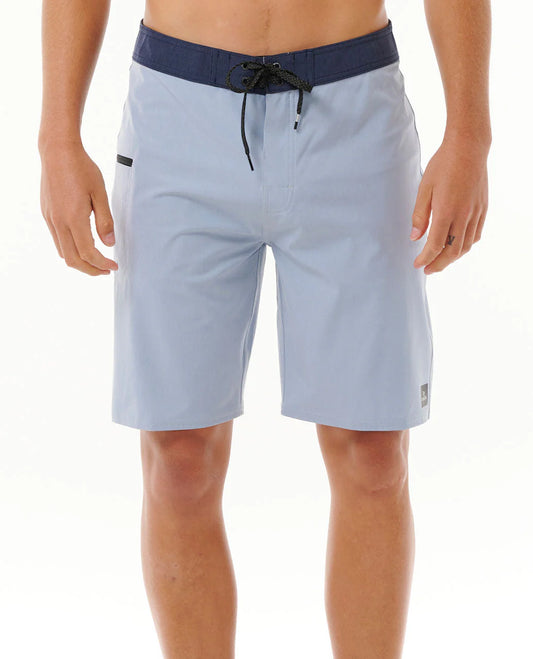Mirage Core 20" Boardshort - Spray Blue