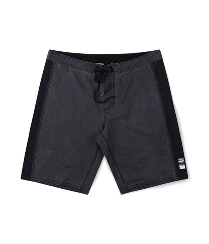 Former Team 19' Trunk - Black