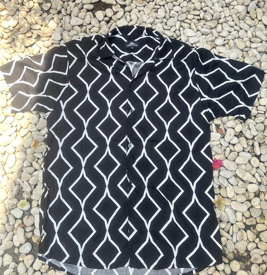 Wearsly Wajik Black Shirt