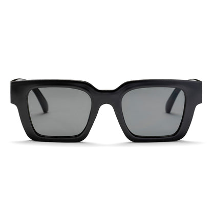 Max Black/Black